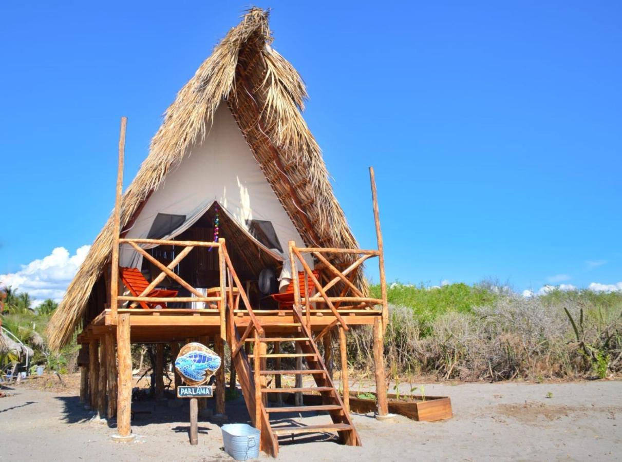 Entremares Lodge *