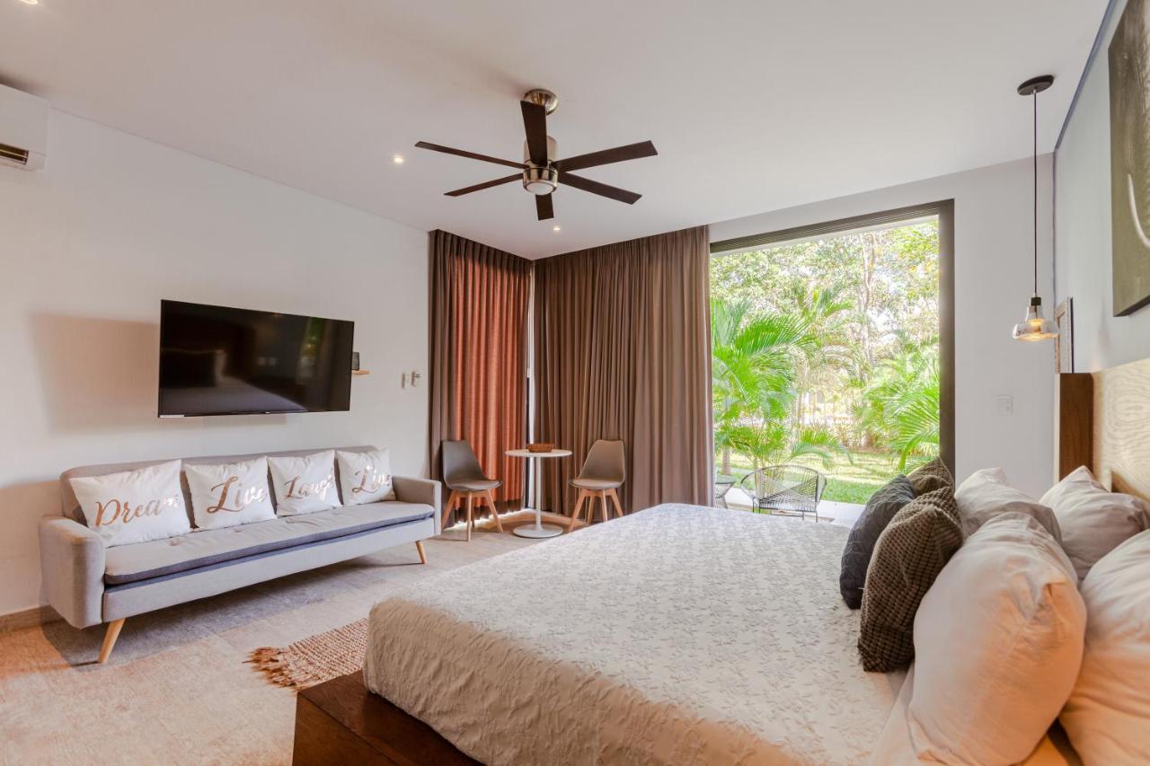 Fully Equipped With Free Access To And Gym Apartment