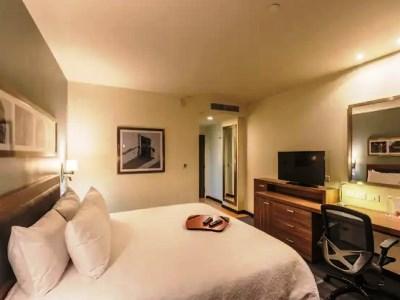 Hampton & Suites By Hilton Bajio 3*