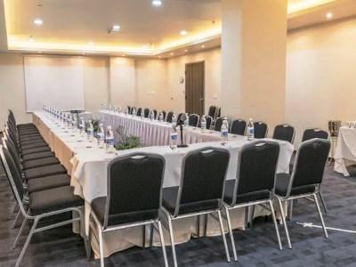 Hampton & Suites By Hilton Bajio 3*