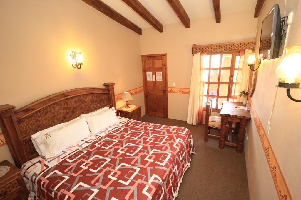 Hotel La Casa De Mama 3*