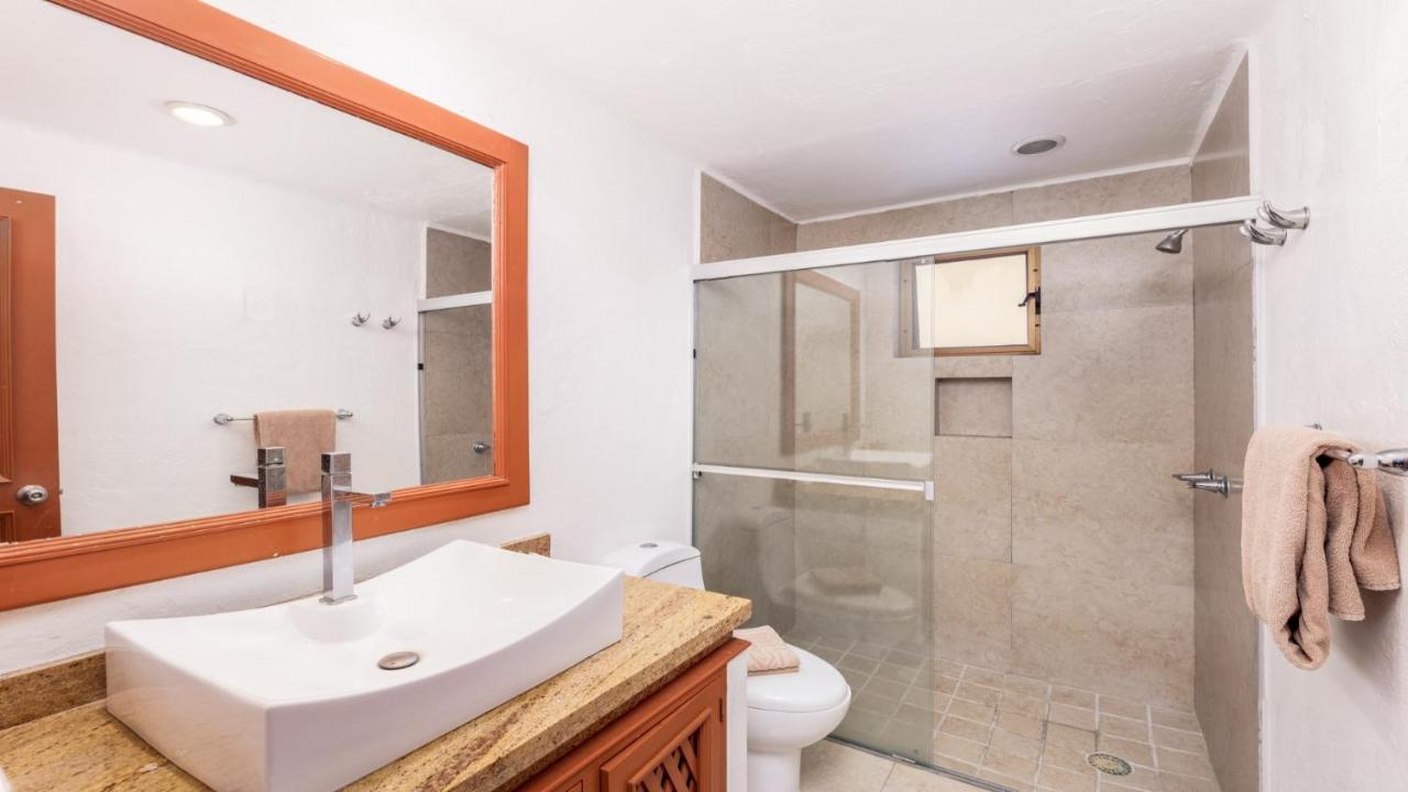 Apartment Tules Ocean Front ,with Amazing Ocean View By Kivoya Puerto Vallarta