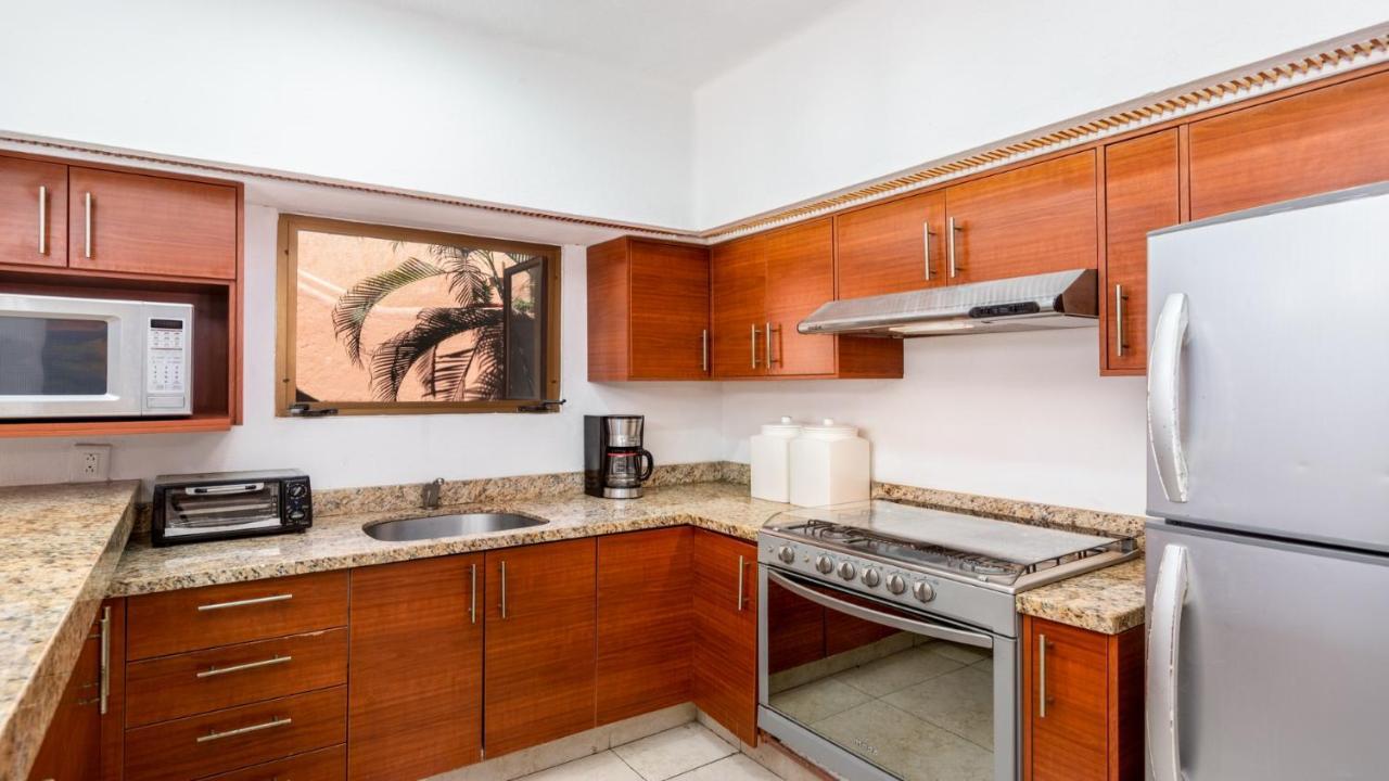 Apartment Tules Ocean Front ,with Amazing Ocean View By Kivoya