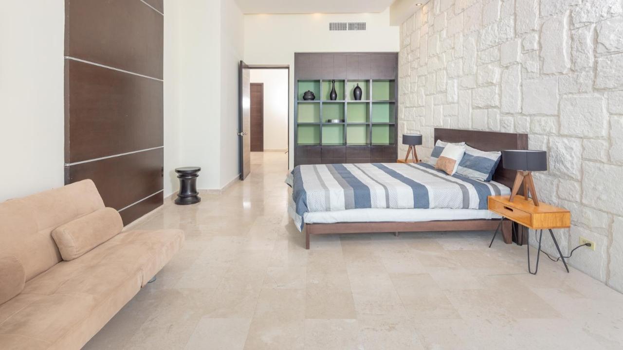 Encanto Living & Luna Blanca