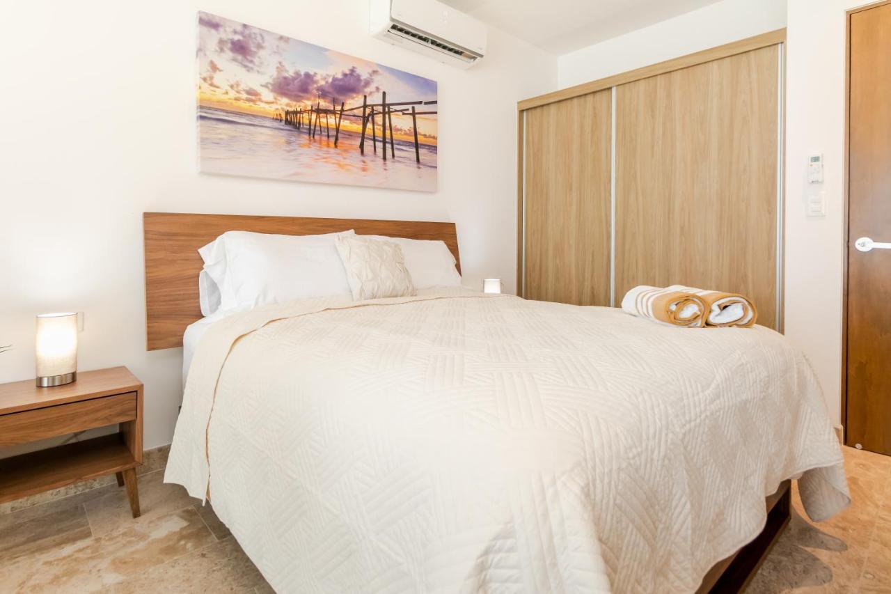 Modern And Cozy 1br With Views.