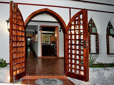 Inglaterra Hotel 4*