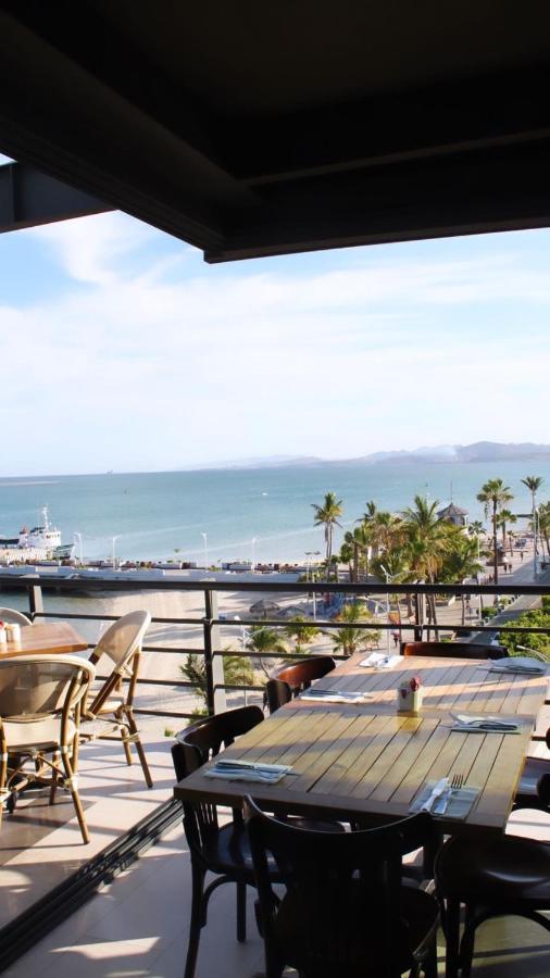 Seven Crown Malecon
