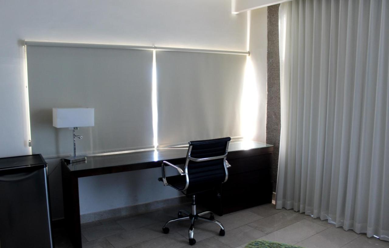 Seven Crown Malecon Hotel La Paz