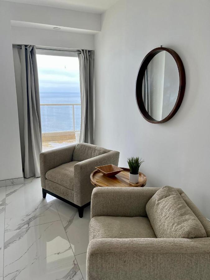 Beachfront 4 Bedroom Penthouse - Pool Steps To & Mins To Downtown Apartment