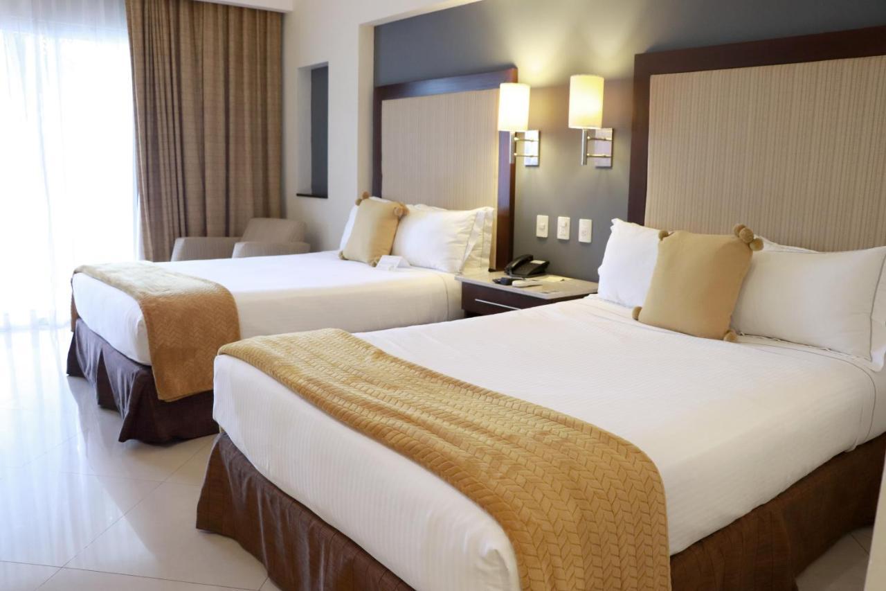 Casa Francisco Hotel 4*