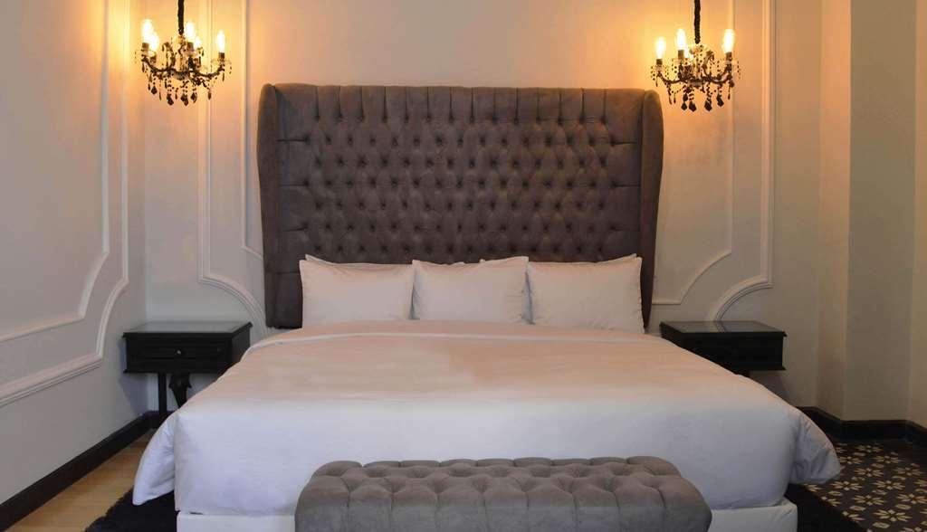 Quinta Esencia 4*