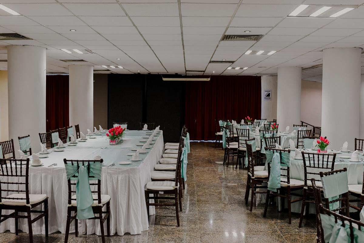 Aluxes Hotel 4*