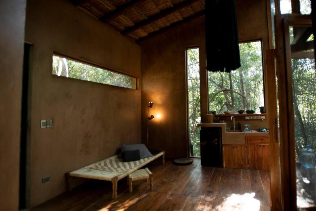Ojo De Arbol, Boutique In The Real Jungle * Tulum