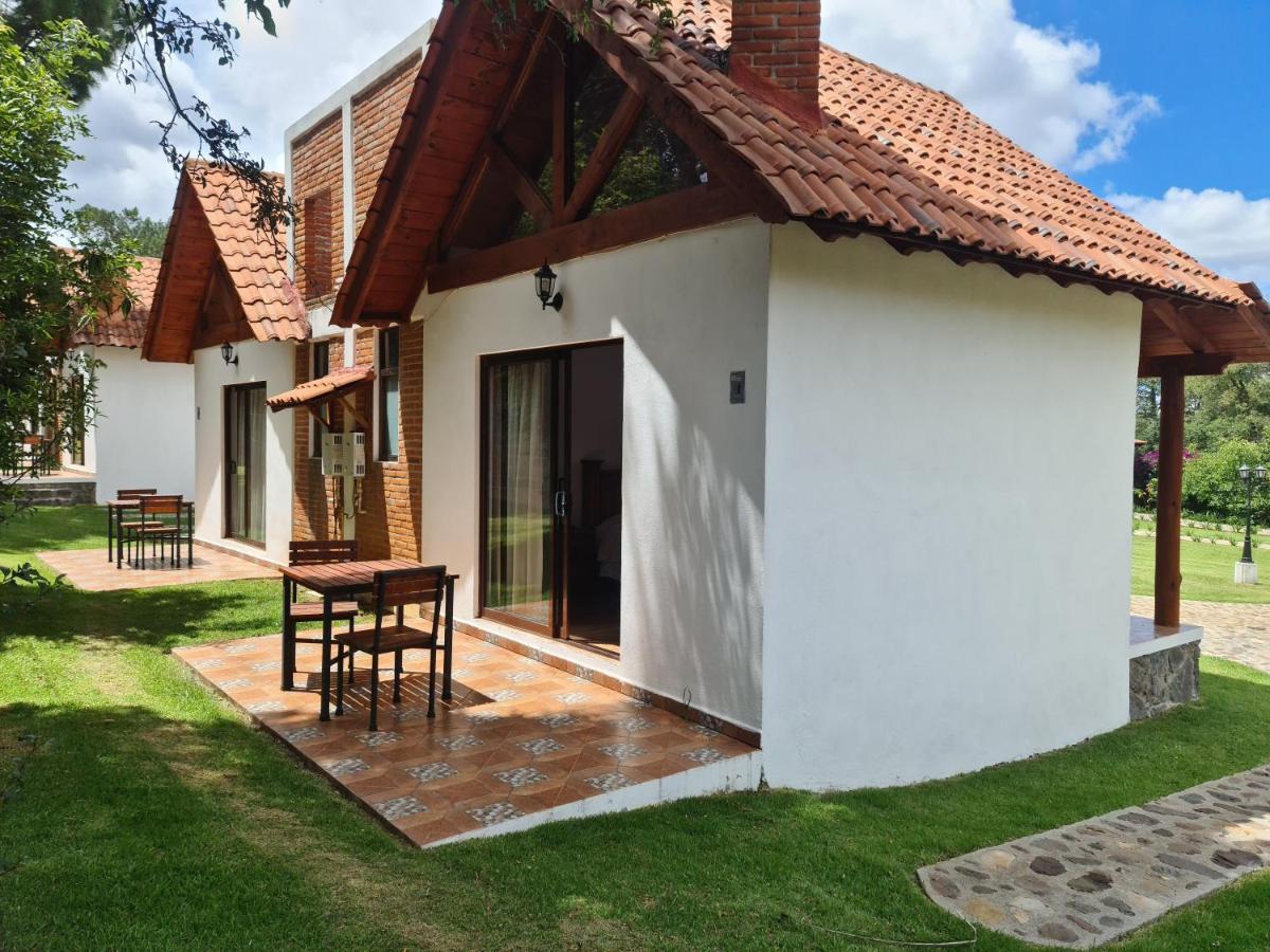 Inn Angeles Hospederia & Sociales