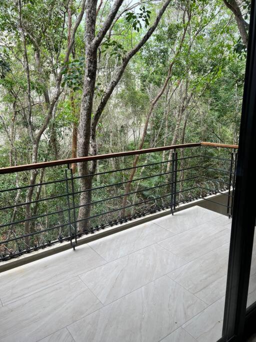Jungle View 2bed 2bath Condo/ Wi-fi/ Pool/ Gym Apartment *