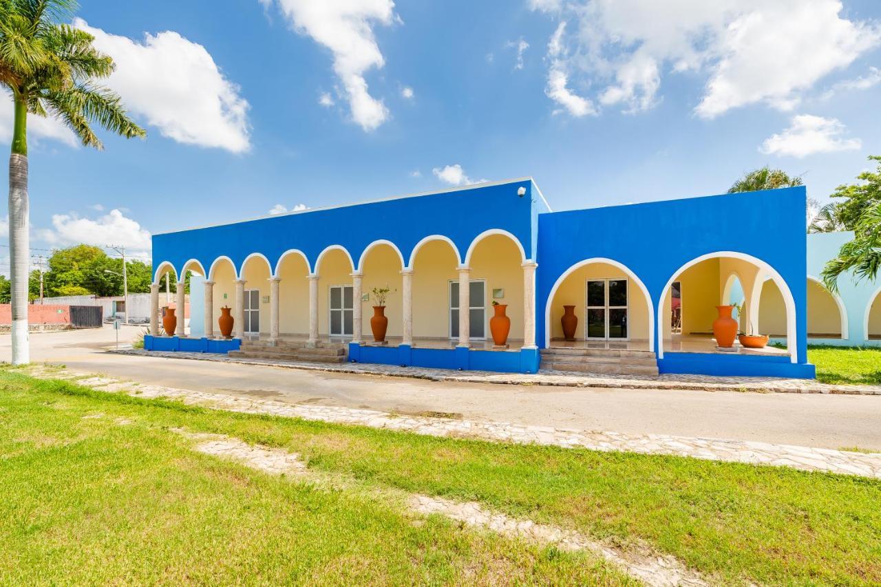 Hacienda Aeropuerto 4*