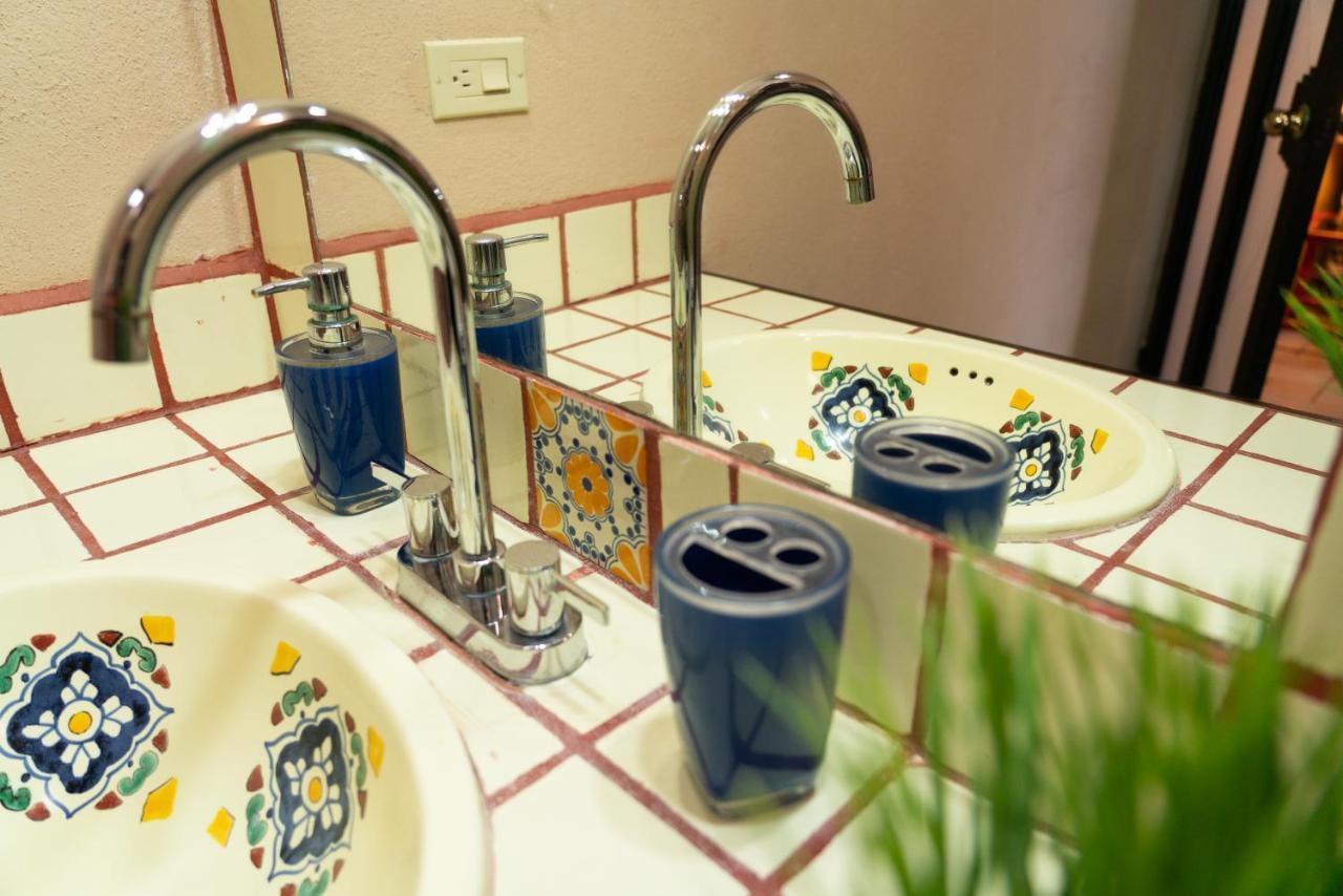 Casa Kootenay Waterfront Bnb Bed & Breakfast La Paz