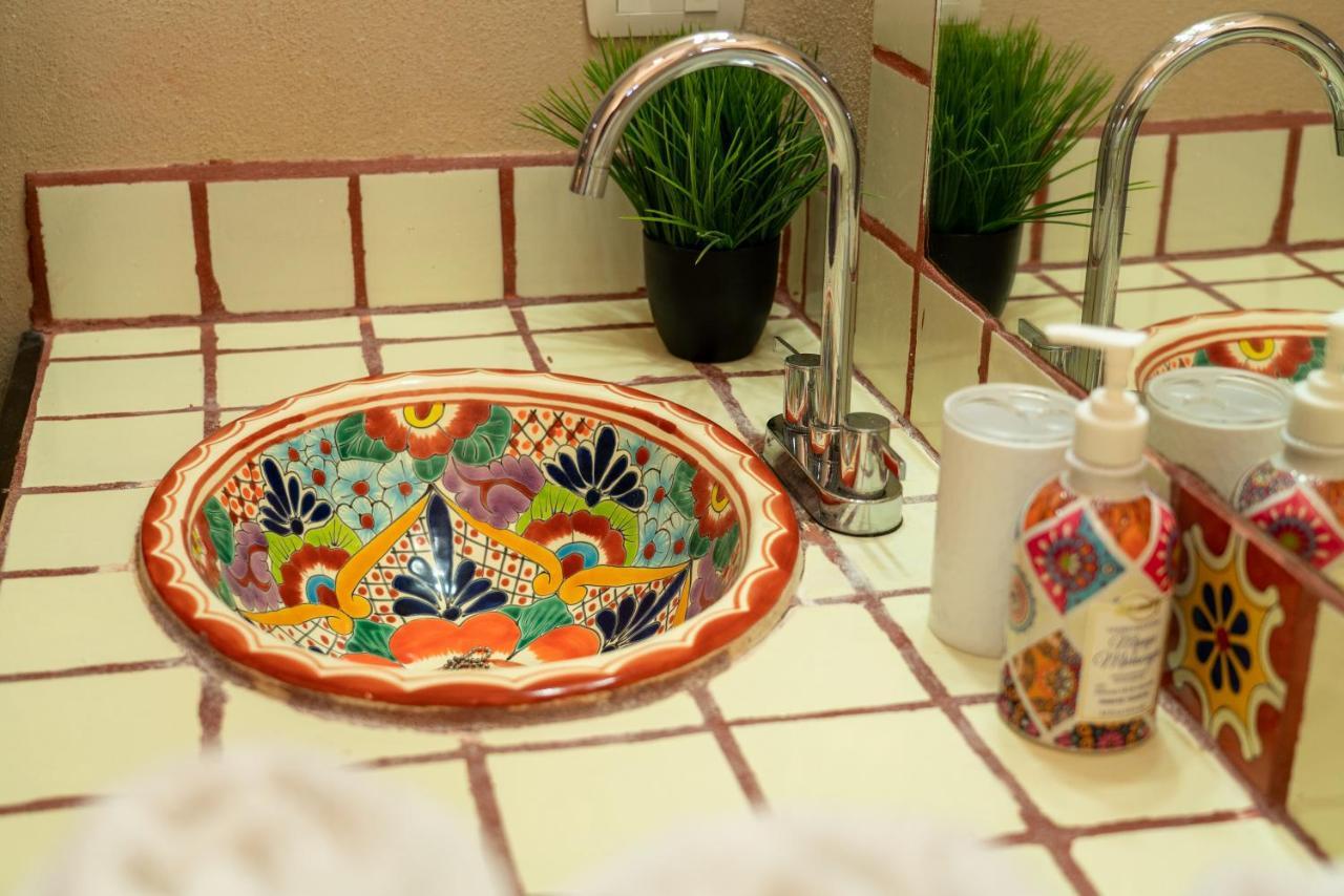 Bed & Breakfast Casa Kootenay Waterfront Bnb