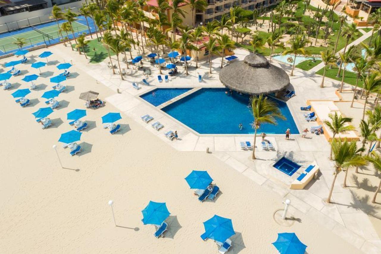 Real Cabos Hotel