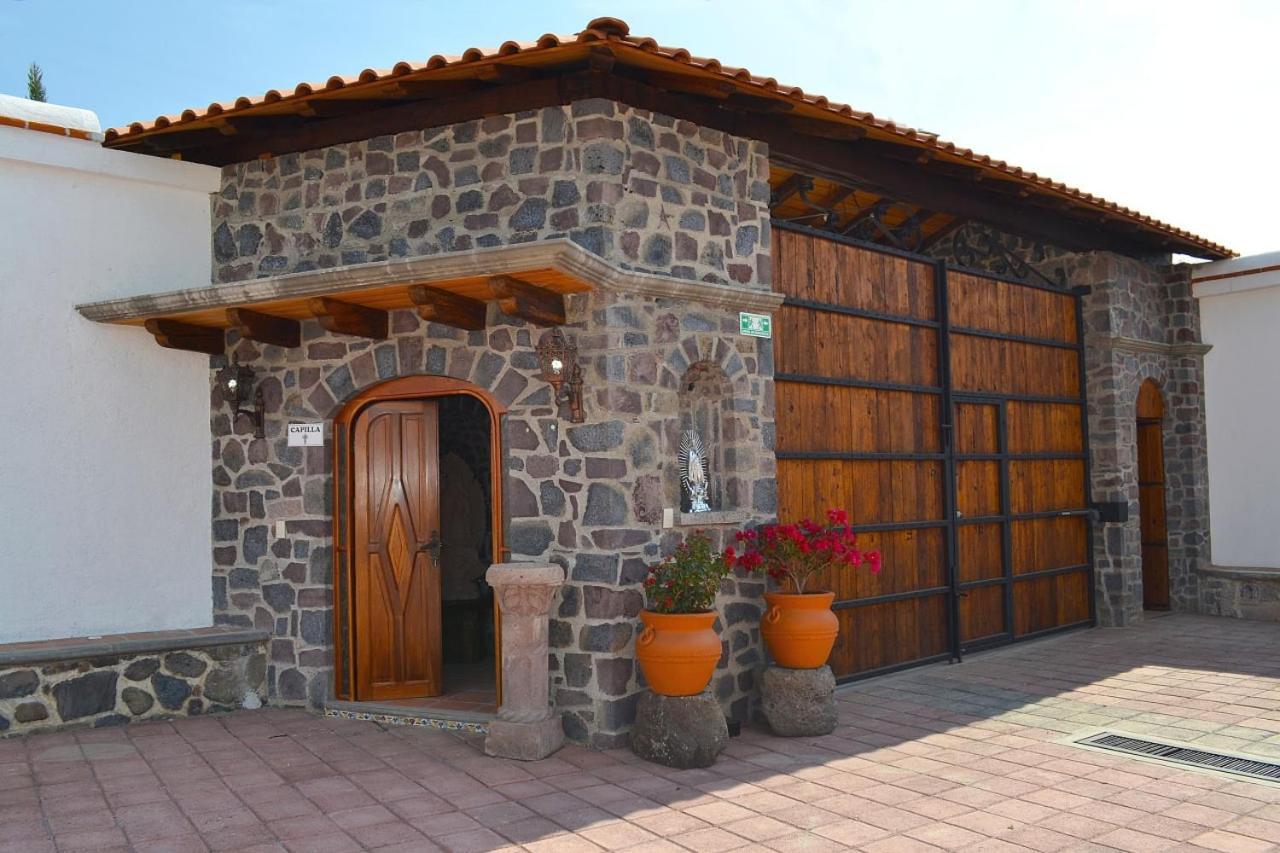 La Casona Piramides Hotel