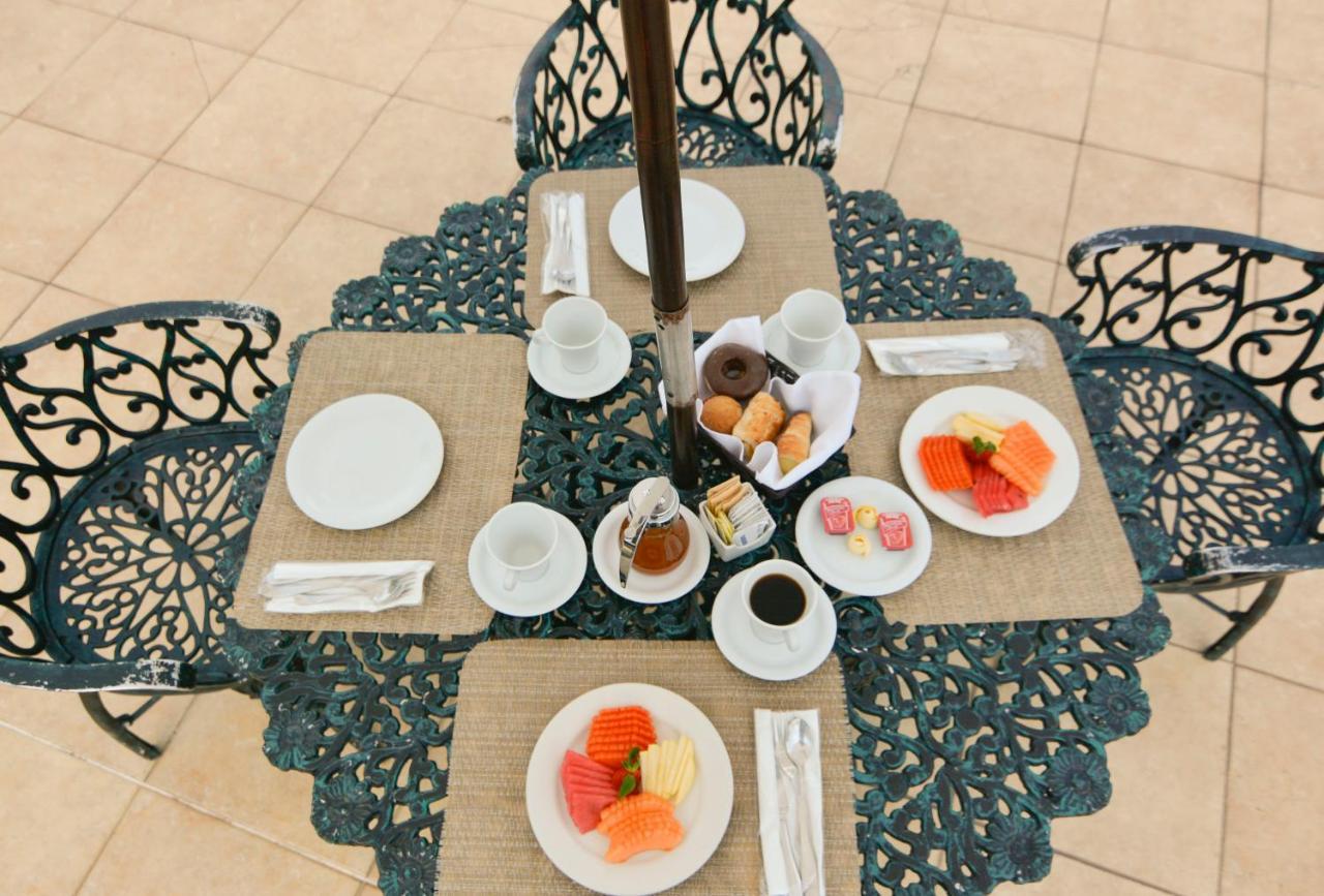Coral Cuernavaca & 4* Temixco