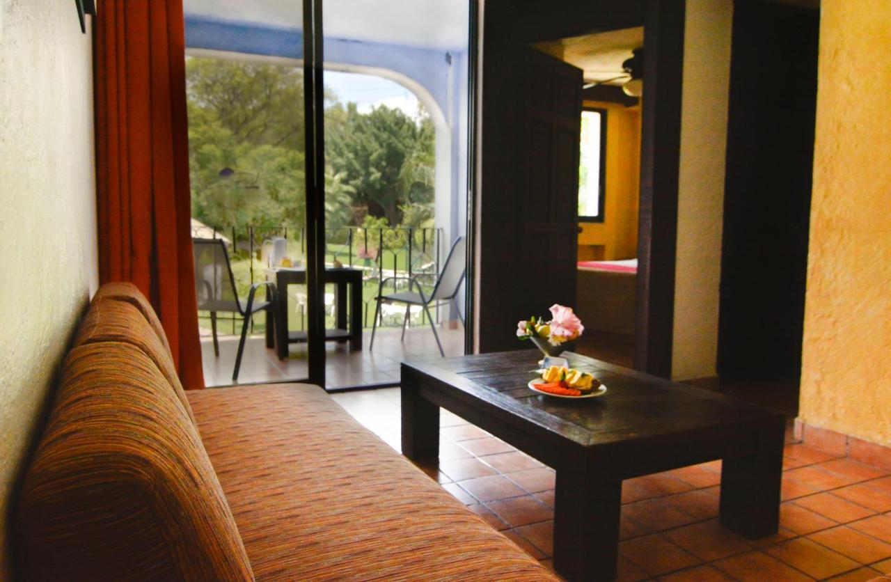 Coral Cuernavaca & Hotel 4*
