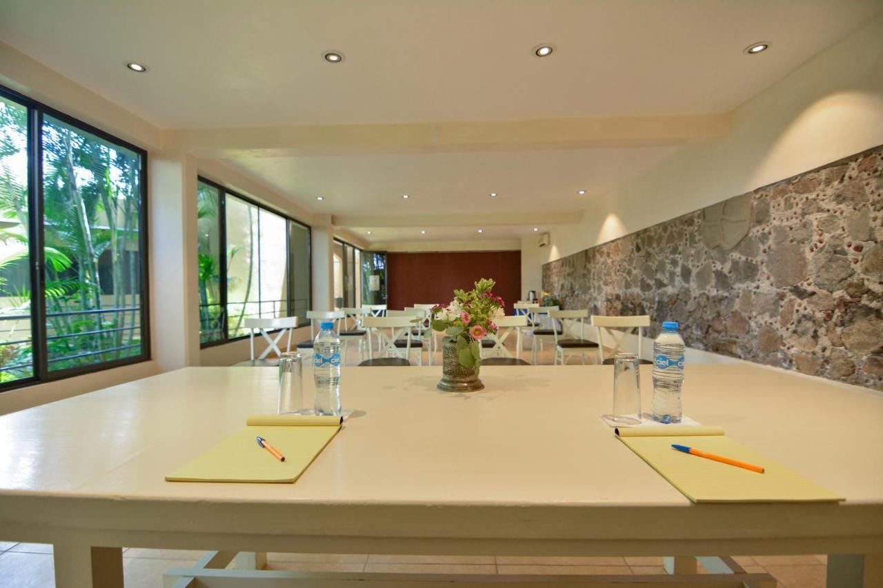 Coral Cuernavaca & 4* Temixco