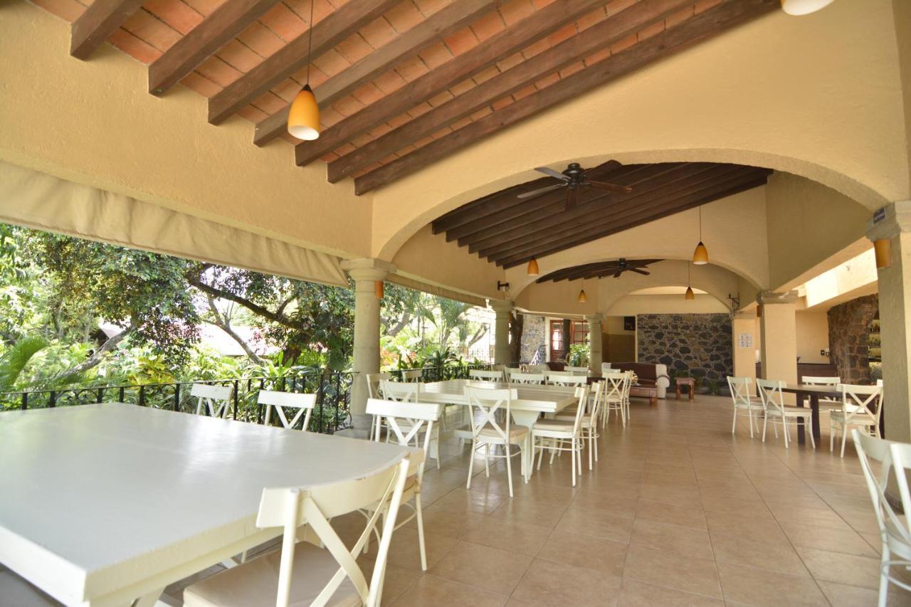 Coral Cuernavaca & Hotel