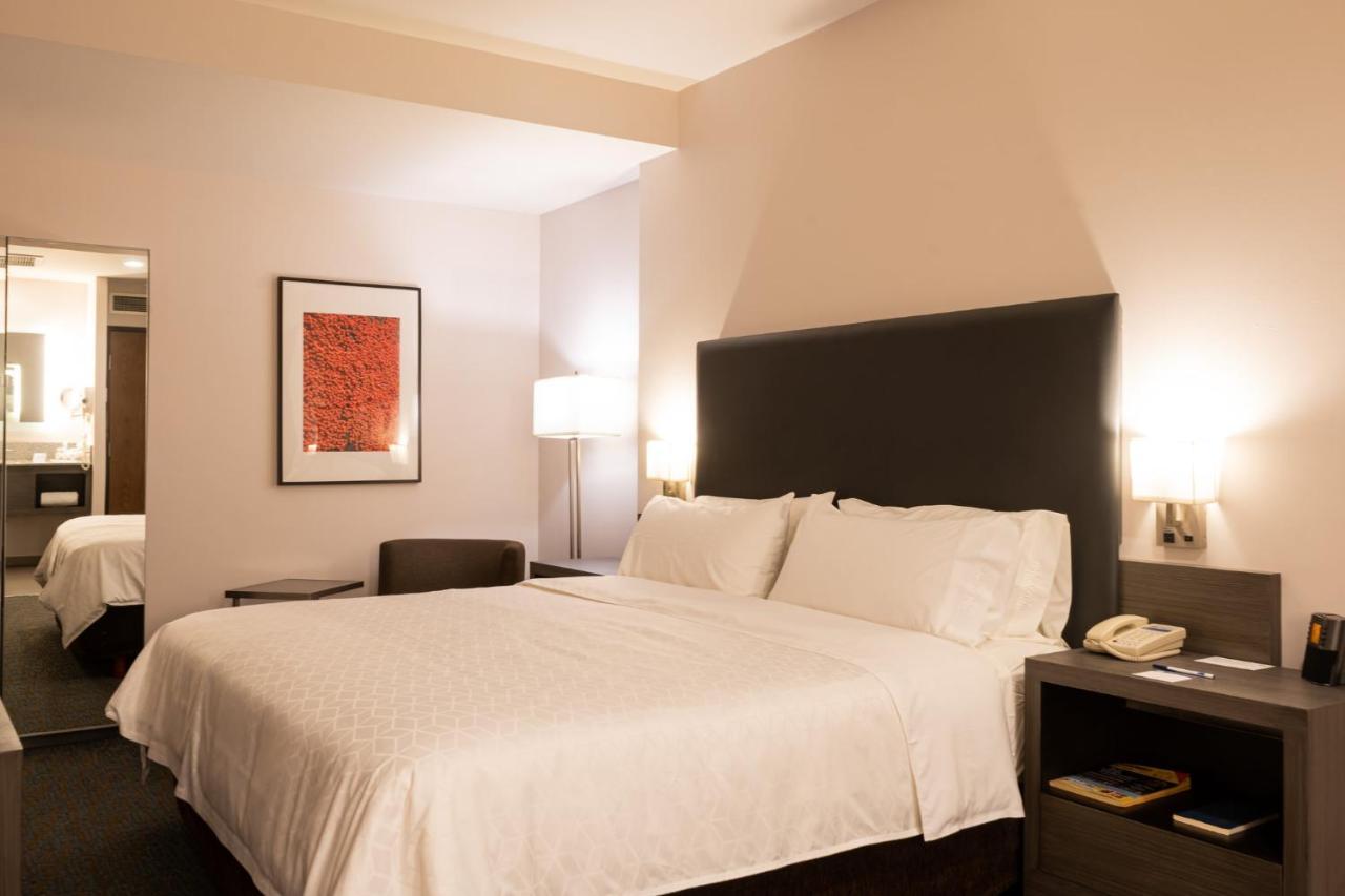 Express & By Ihg Hotel 3*
