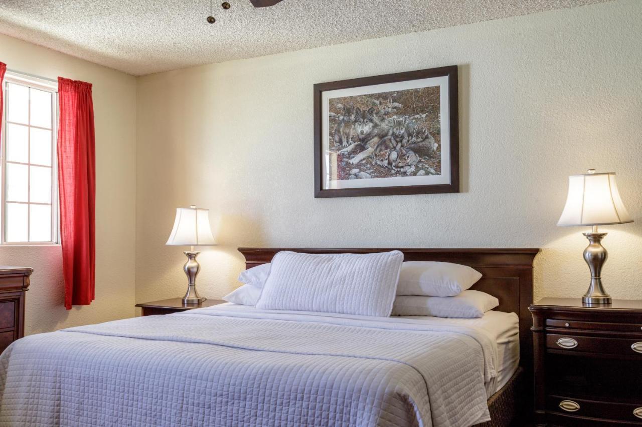 Playa Hermosa At The 3* Ensenada