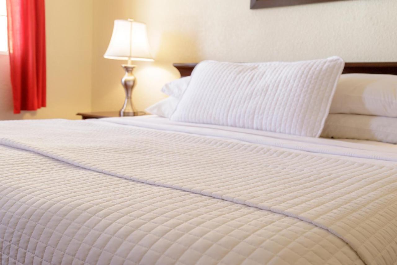 Bed & Breakfast Playa Hermosa At The 3*