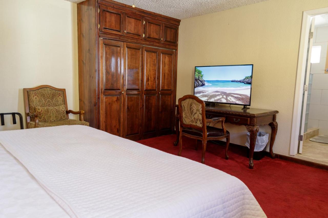 Bed & Breakfast Playa Hermosa At The Ensenada