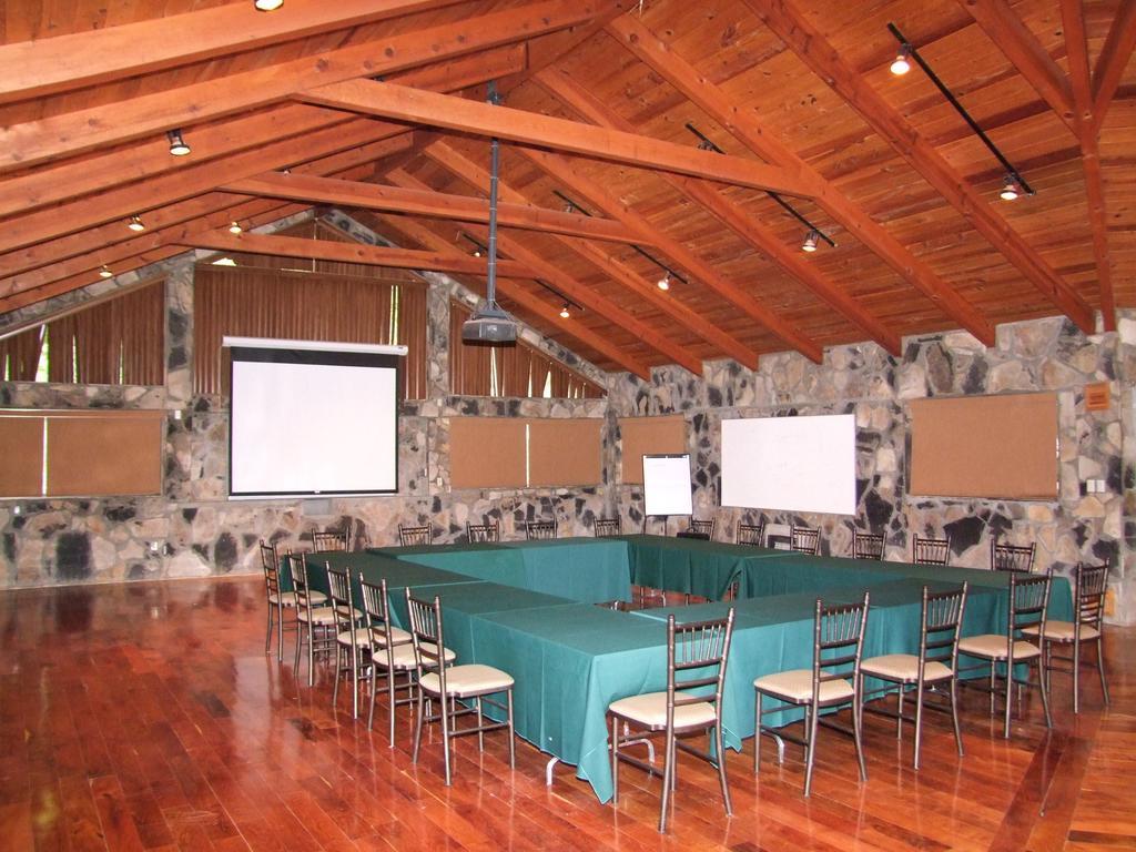 Bosques De Monterreal 5* San Antonio de las Alazanas