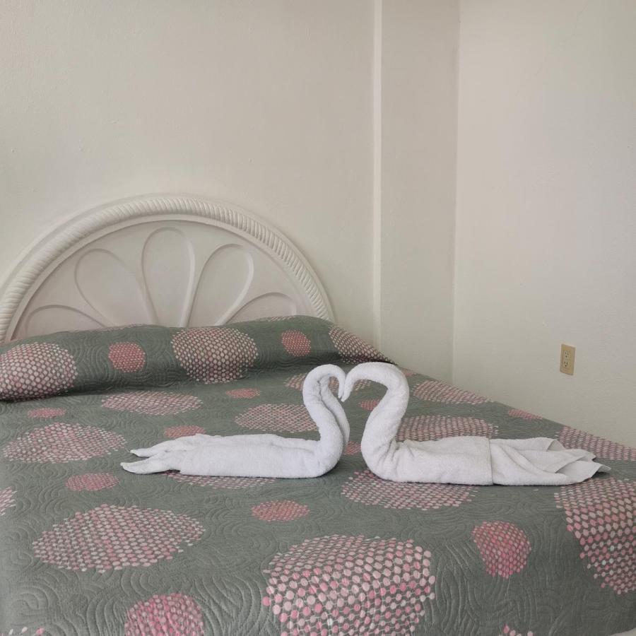 Large And Comfy Apartment, Near Dt And Principal Beach! *