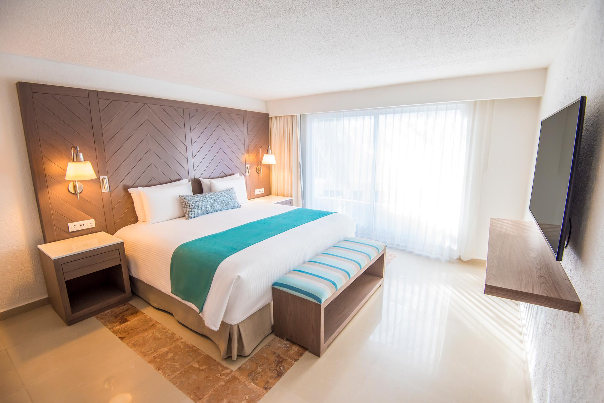 Wyndham Alltra Cancun