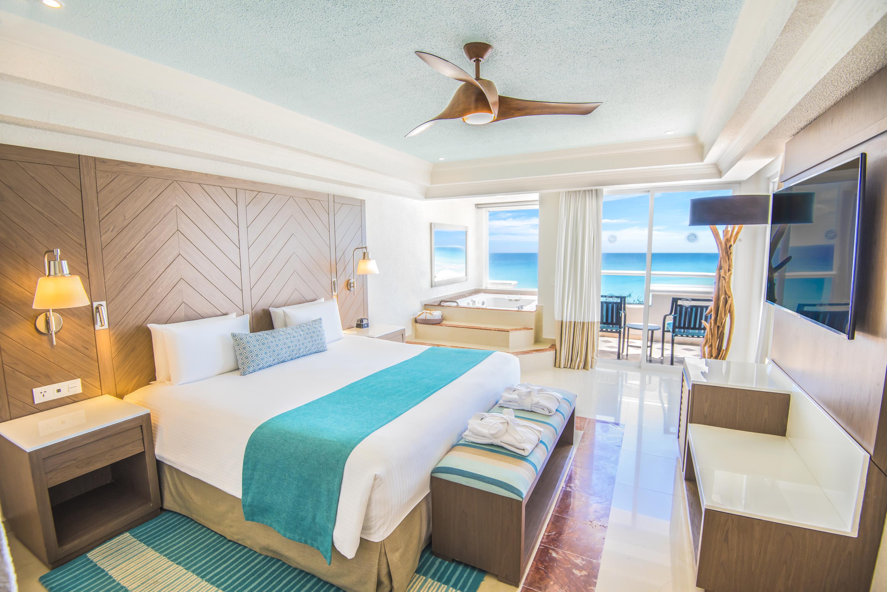 Wyndham Alltra Resort Cancun