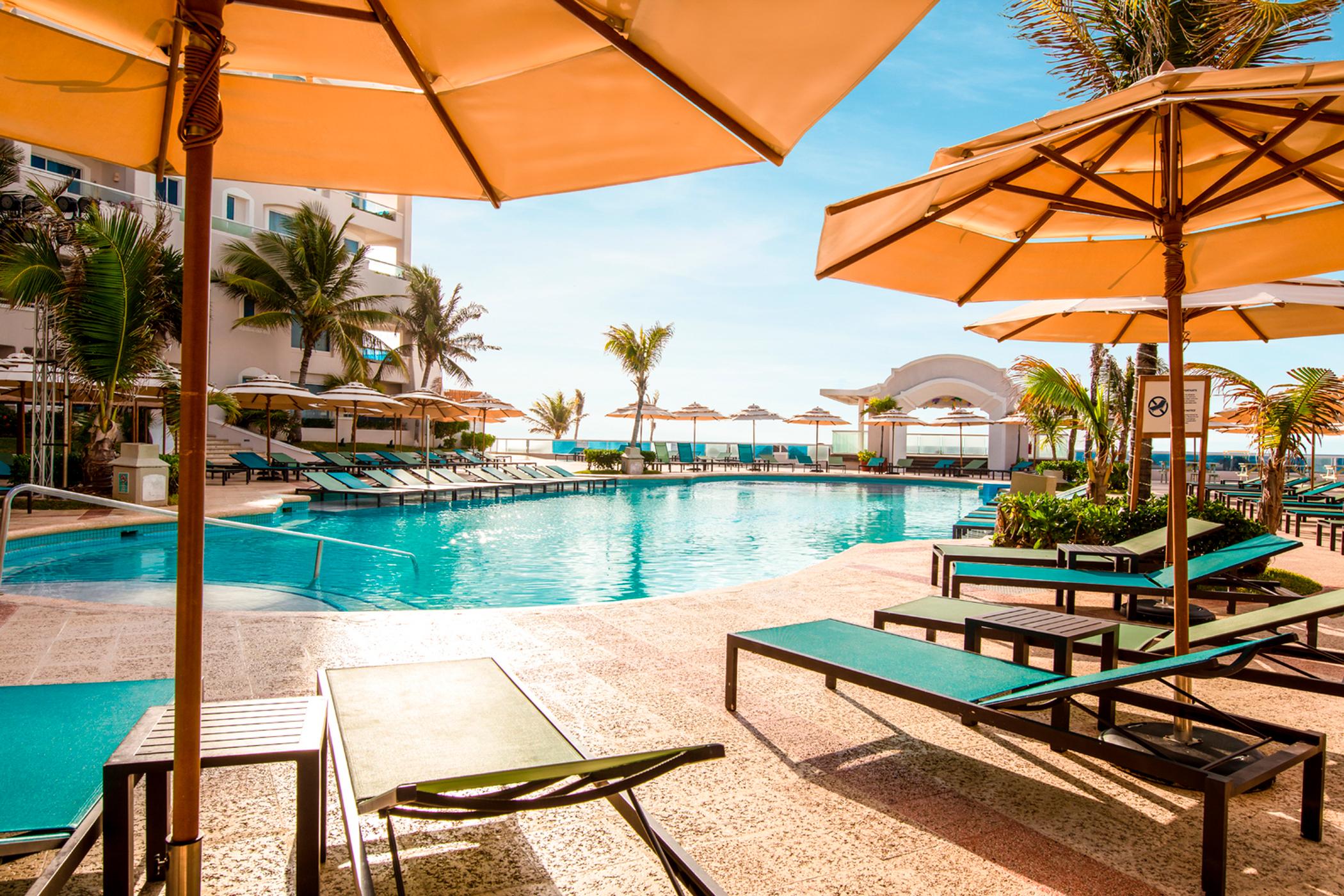 Resort Wyndham Alltra Cancun