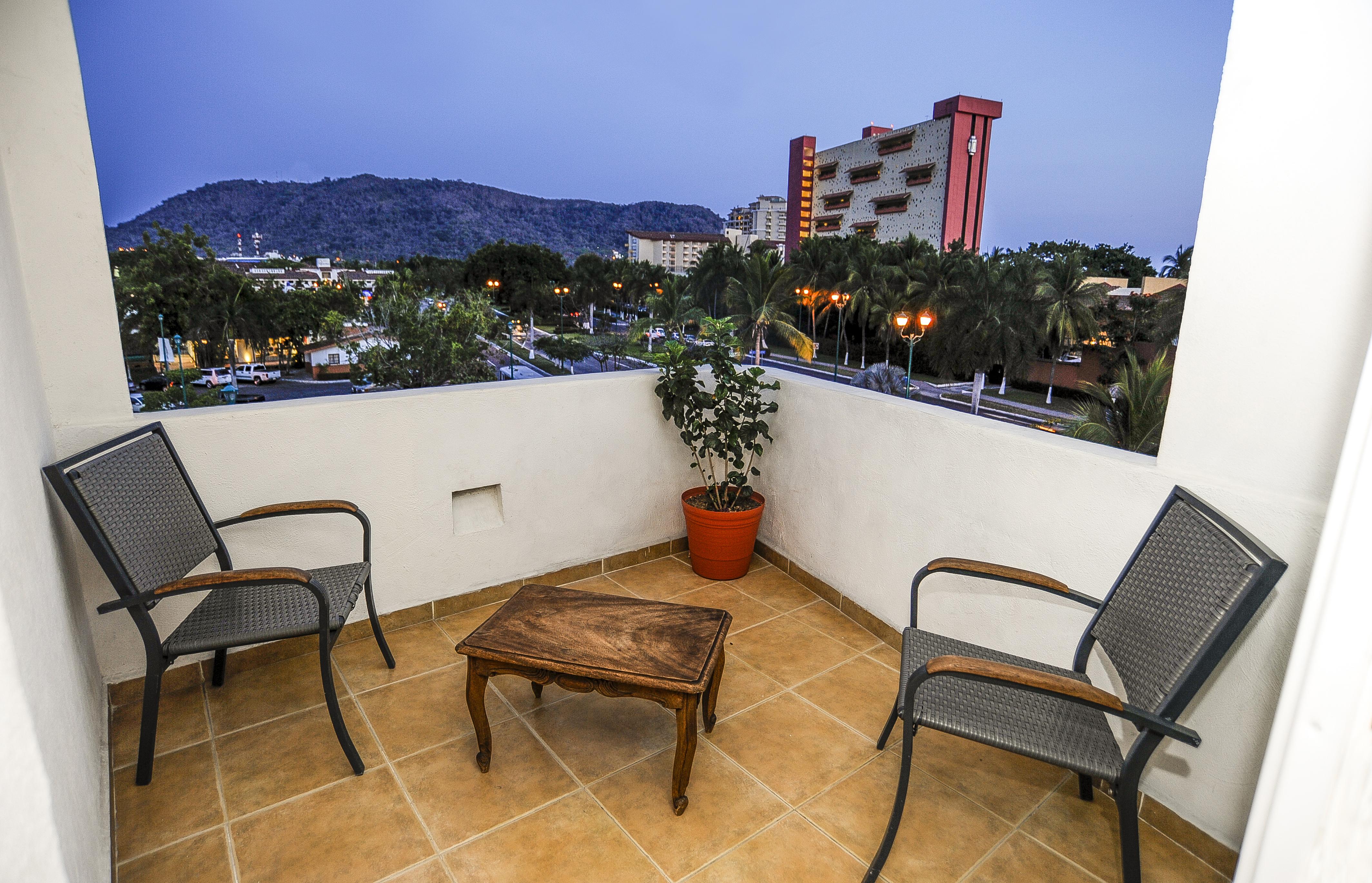 Ixtapa Plaza 3*