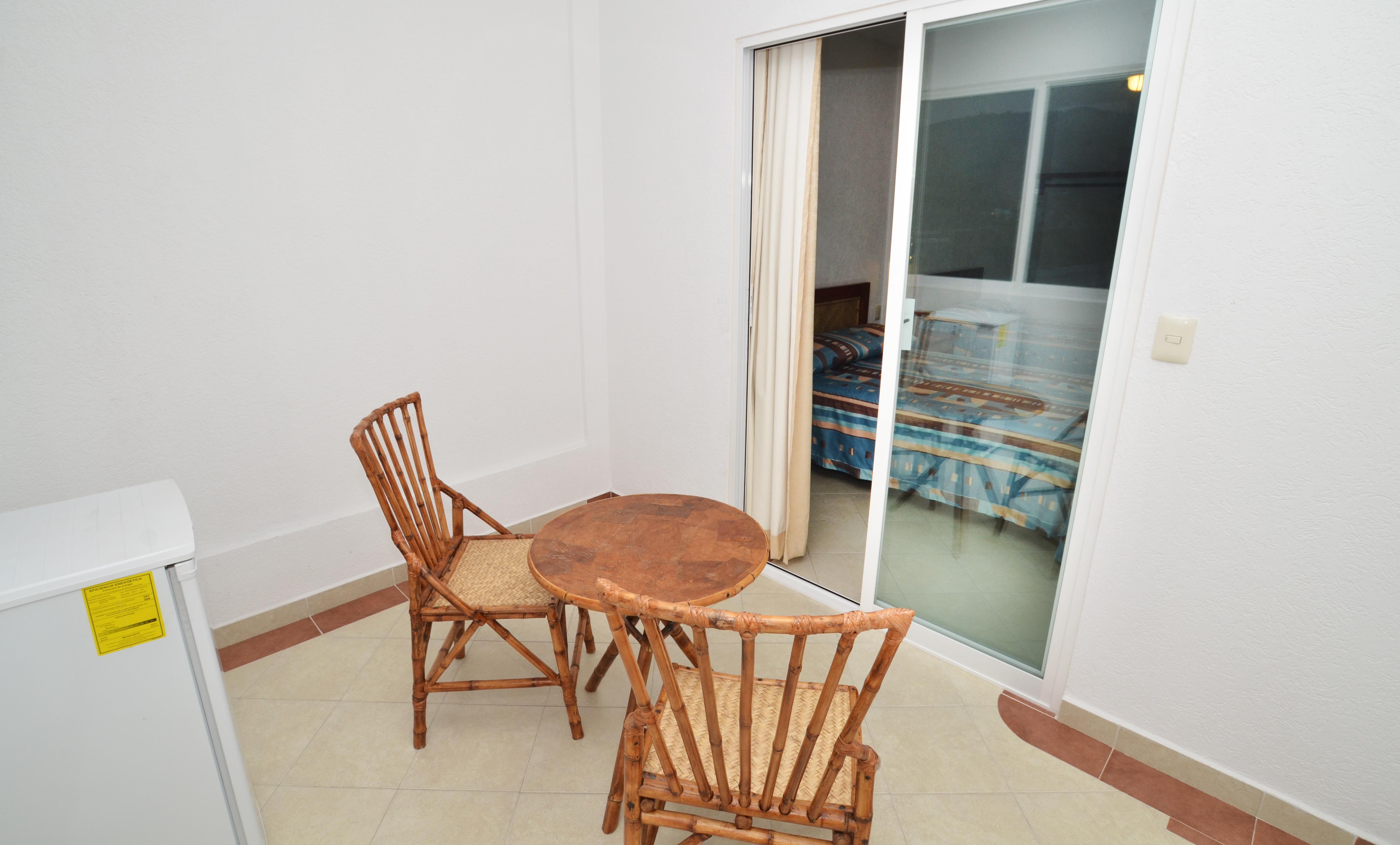 Ixtapa Plaza 3*