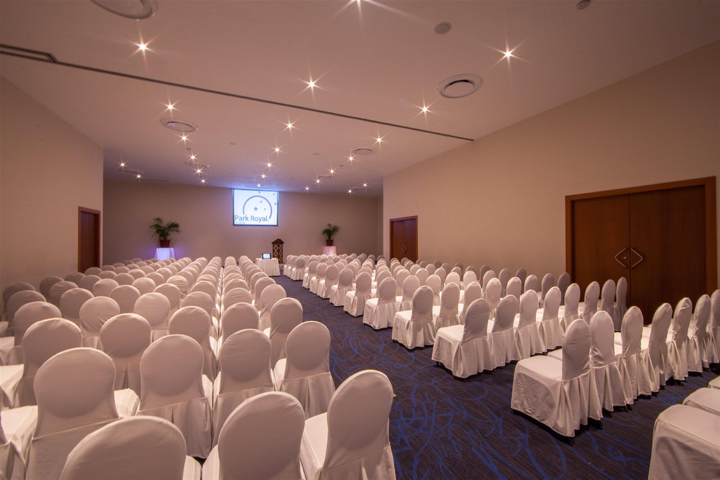 Park Royal Ixtapa 4*