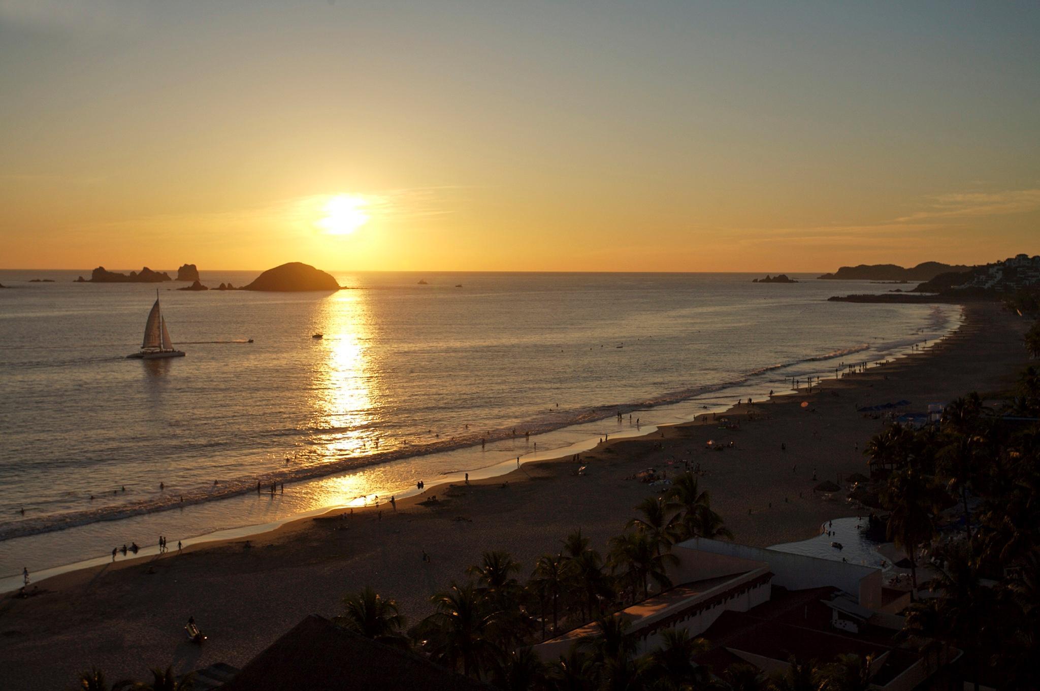Resort Park Royal Ixtapa