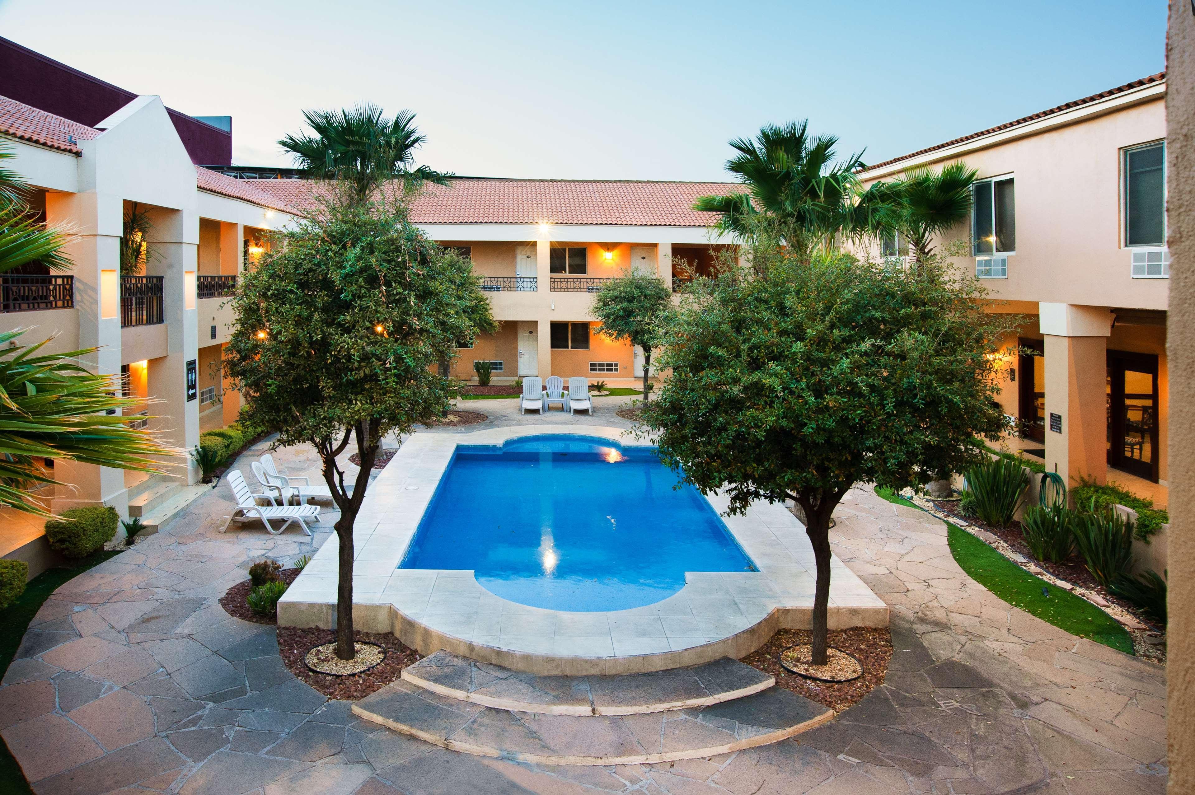 Western Aeropuerto Hotel 4*