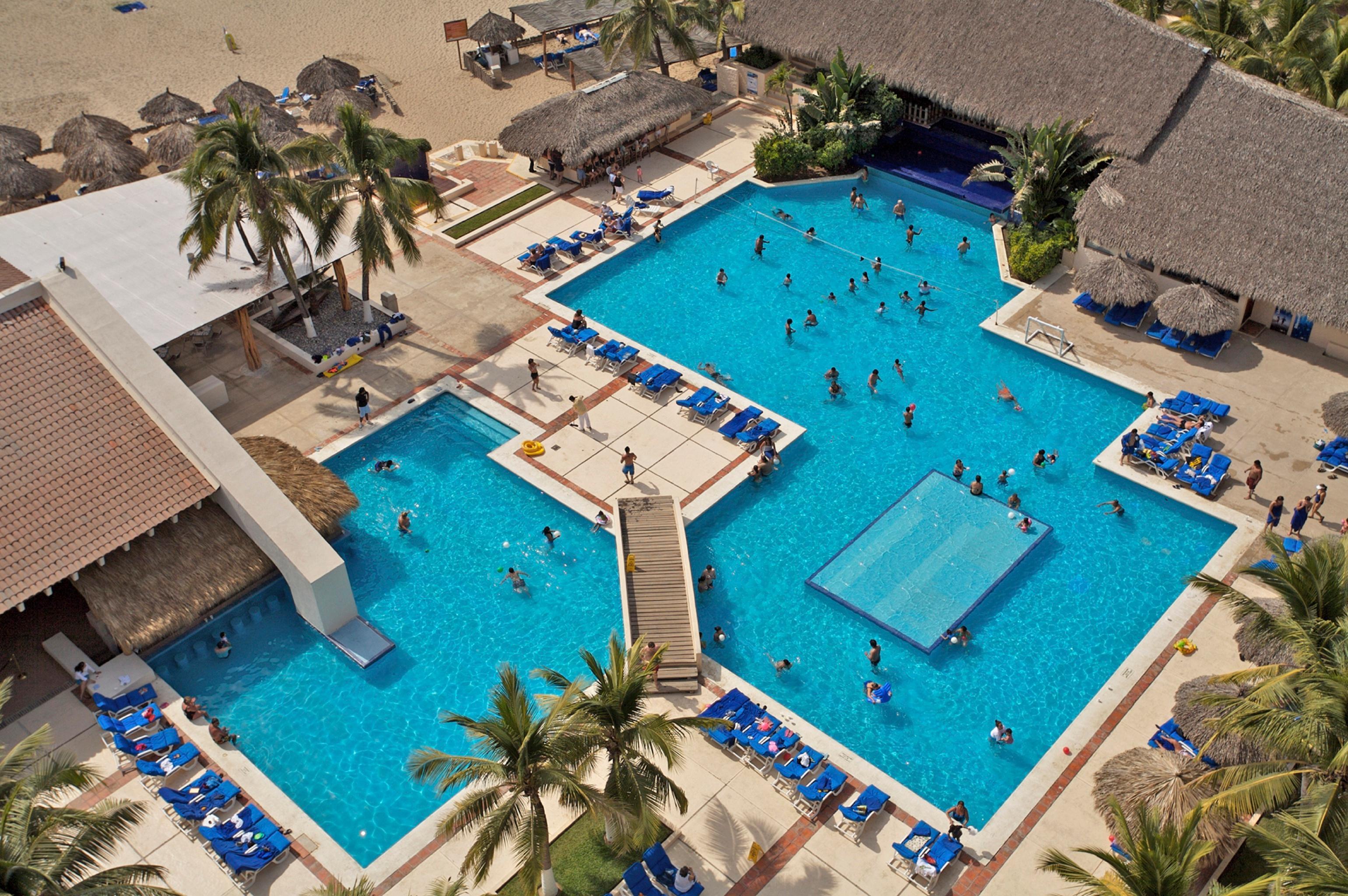 Resort Park Royal Ixtapa 4*