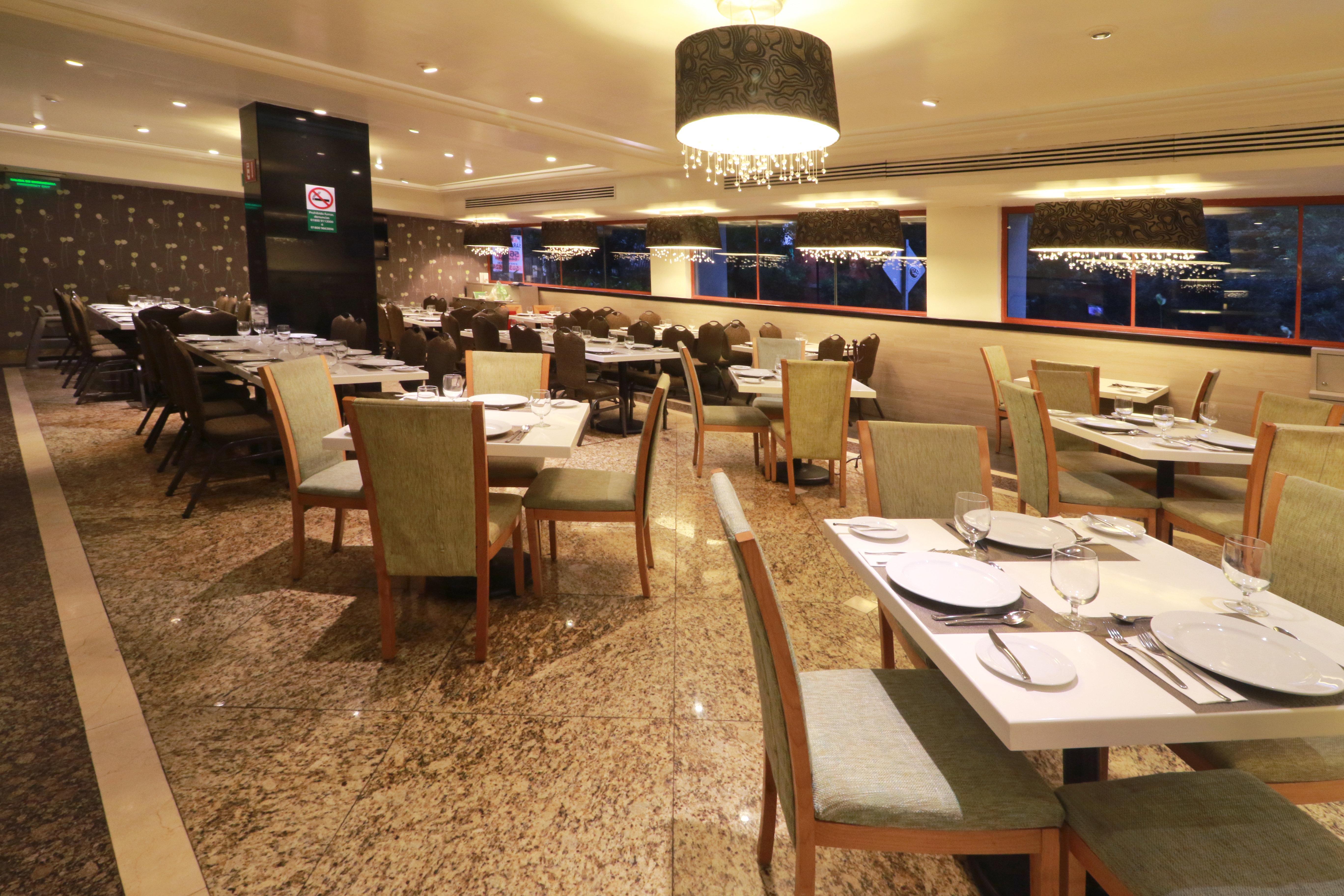 - Trade Center By Ihg Hotel 4*