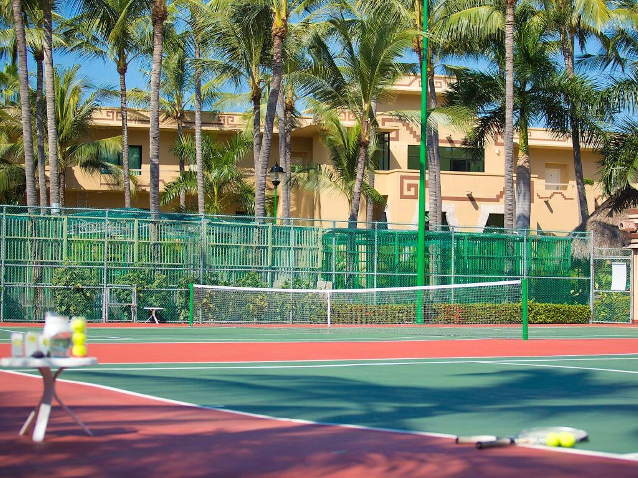 Paradise Village