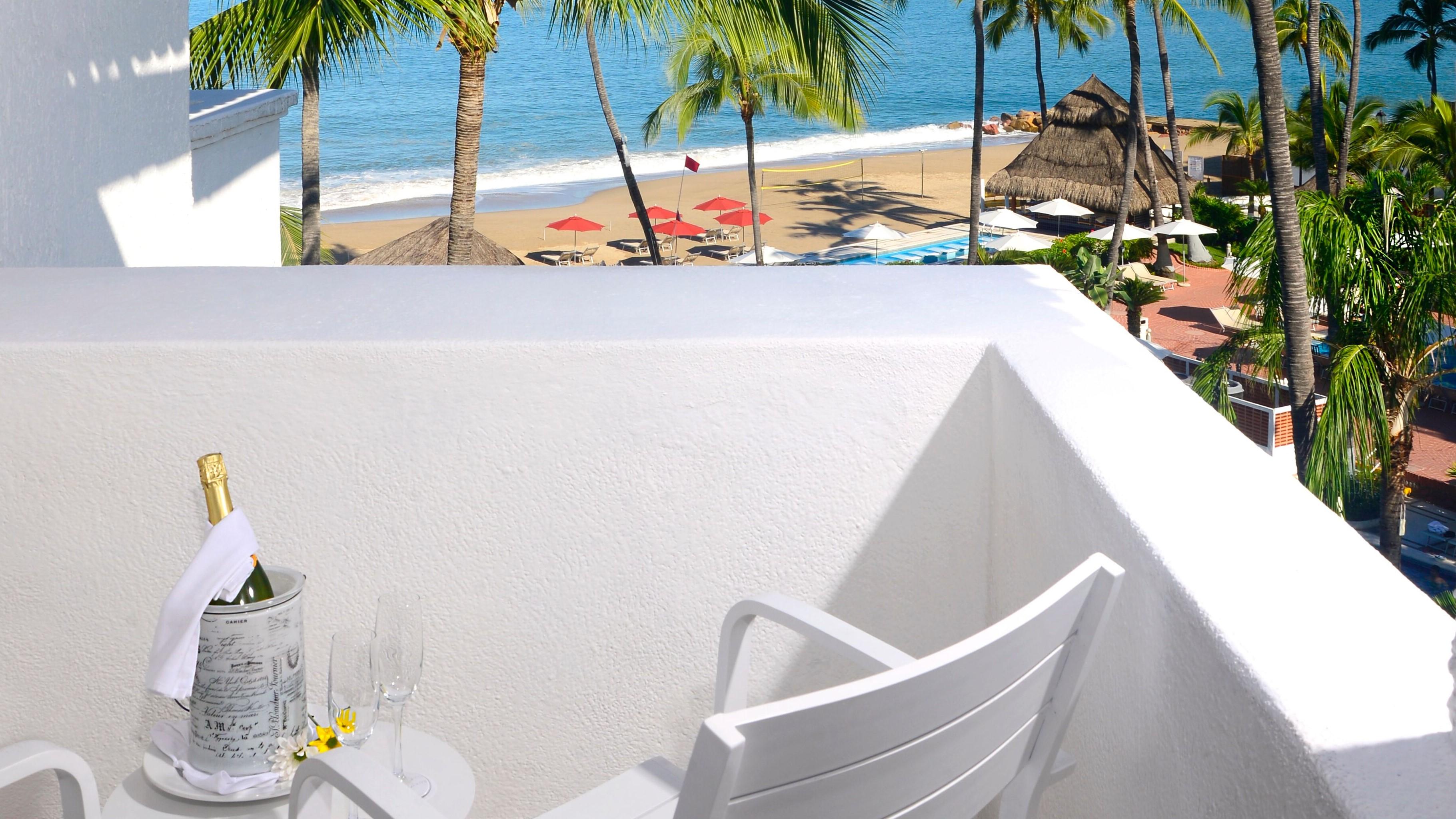 Buenaventura Grand & Great Moments Puerto Vallarta