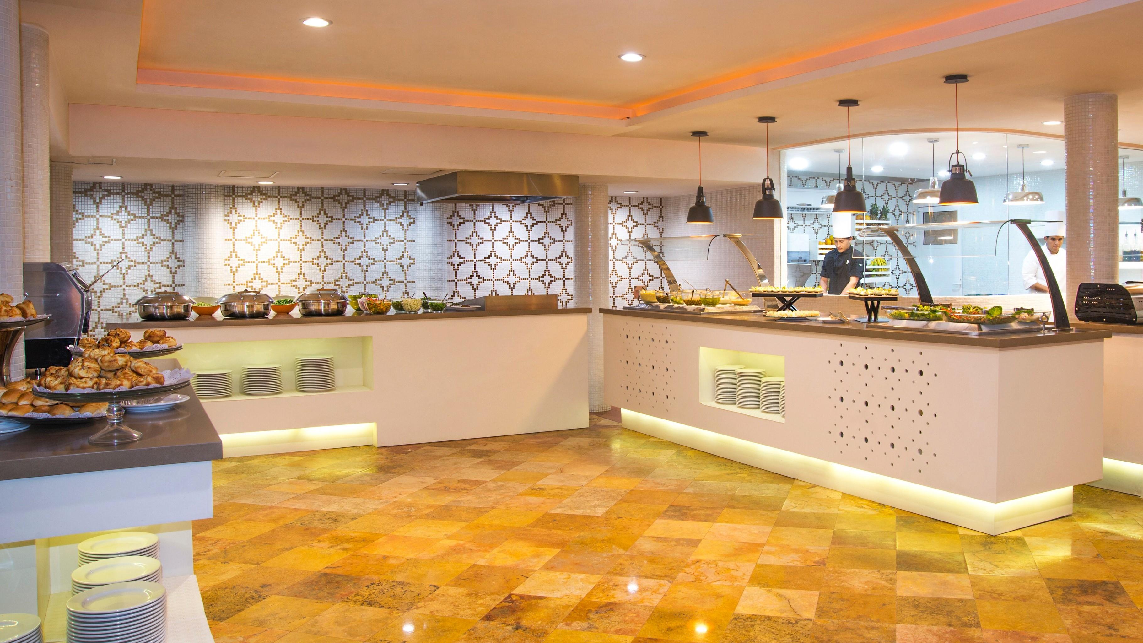 Buenaventura Grand & Great Moments Puerto Vallarta