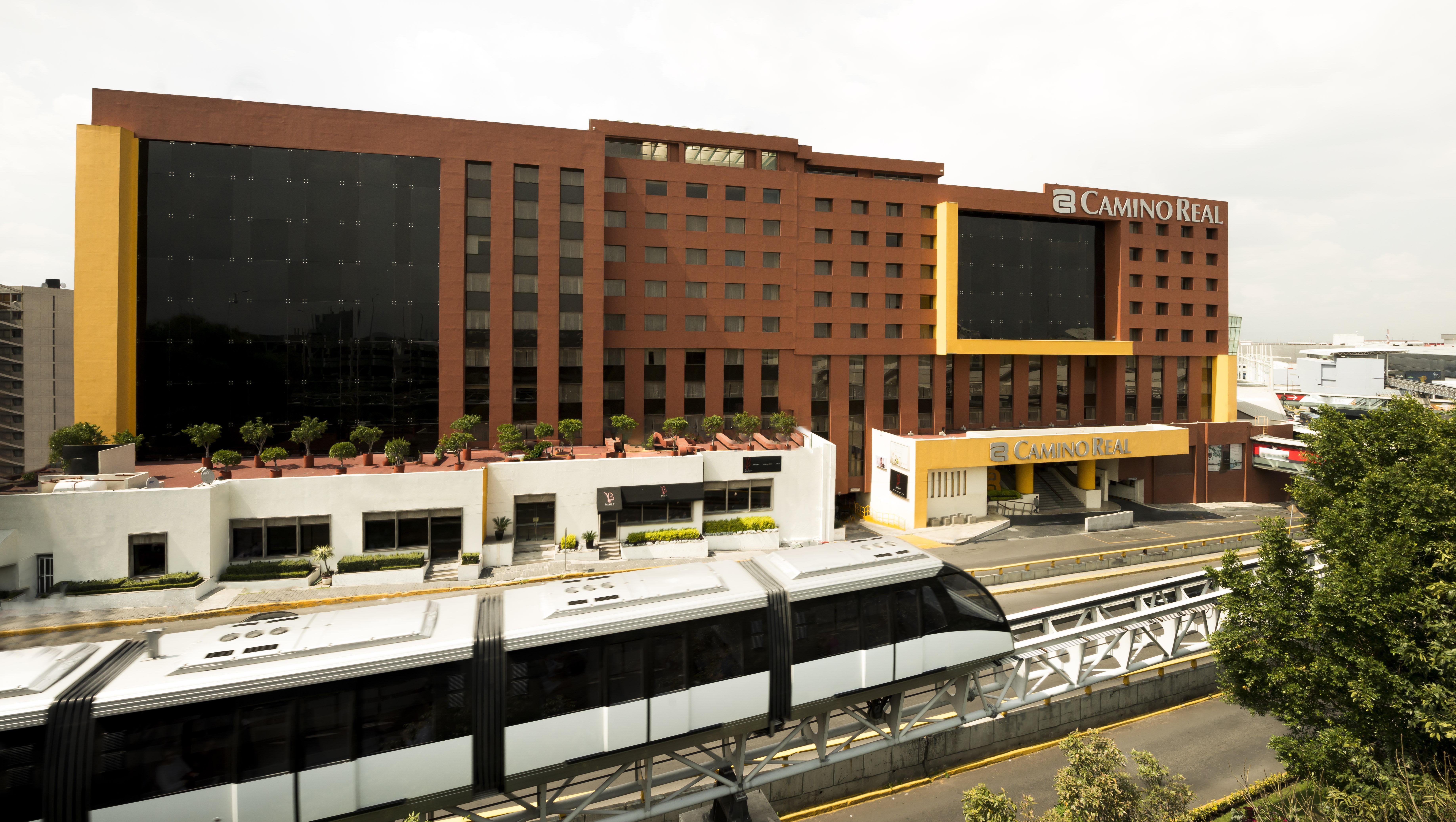 Camino Real Aeropuerto Hotel