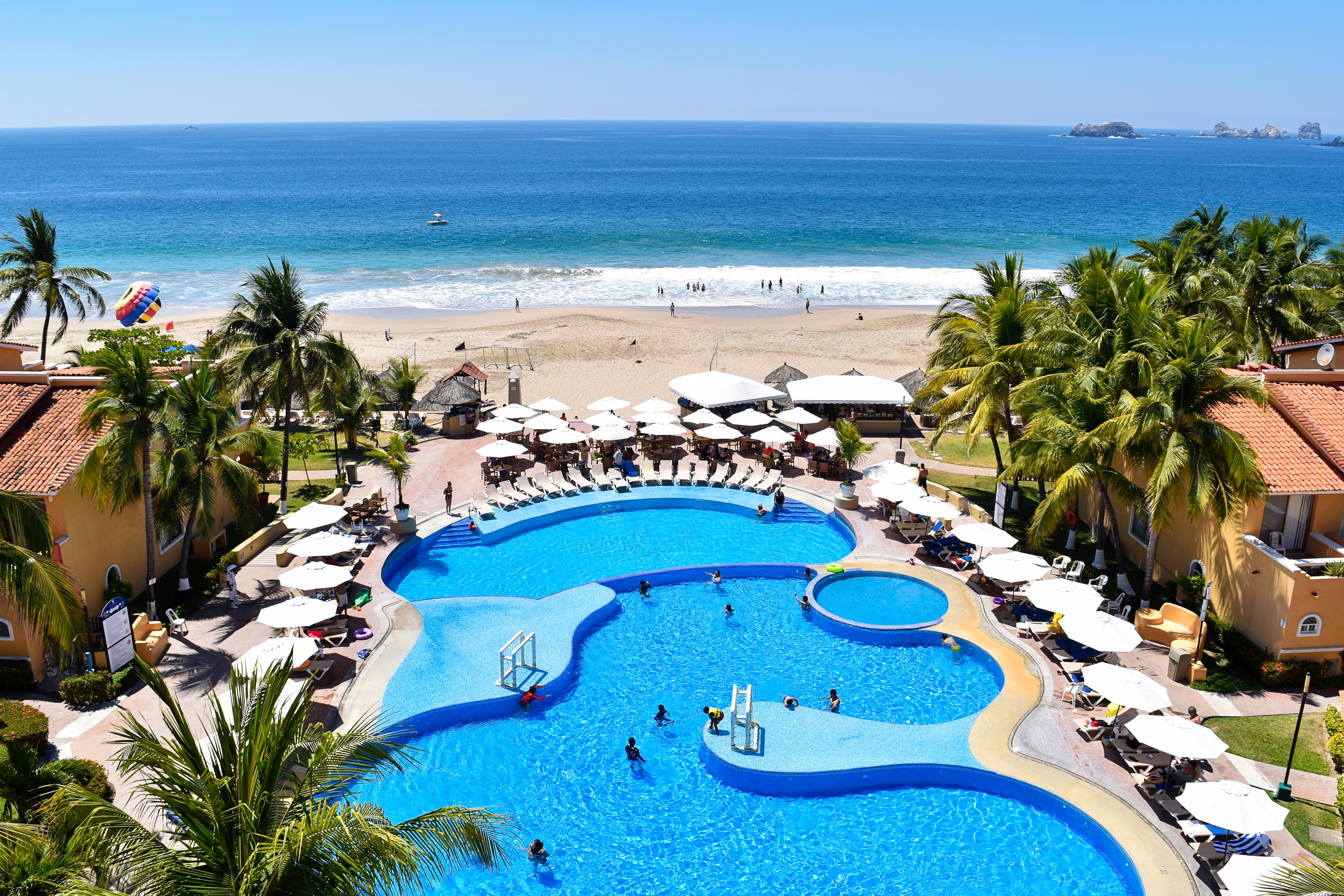 Resort Tesoro Ixtapa