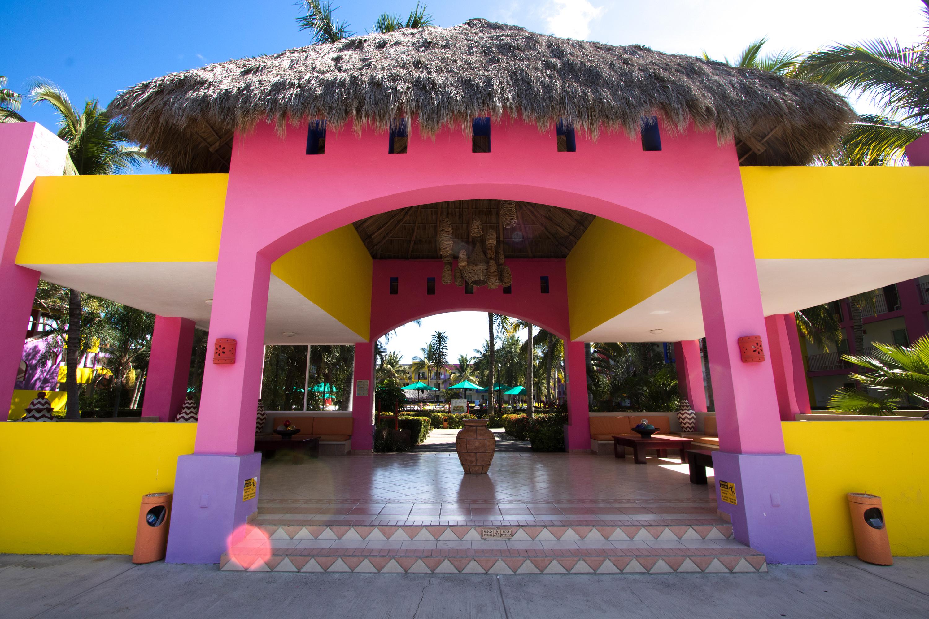 Resort Grand Decameron Complex Bucerias, A Trademark